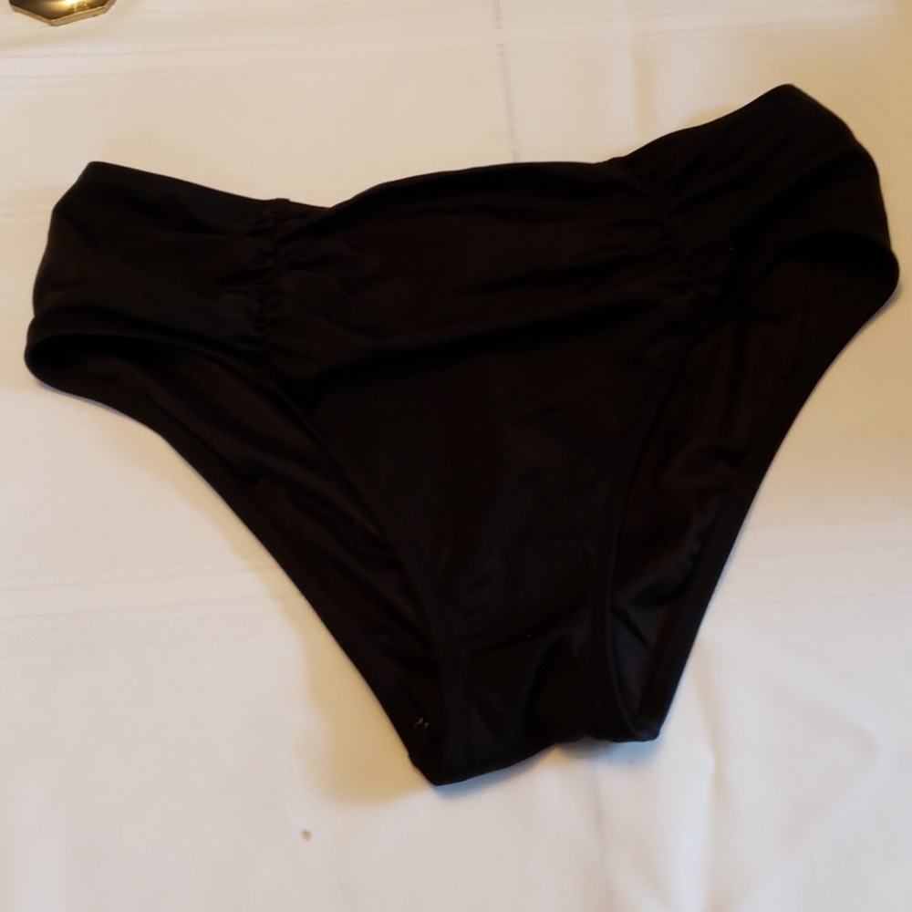 Victoria secret high waisted rushed bottoms size L